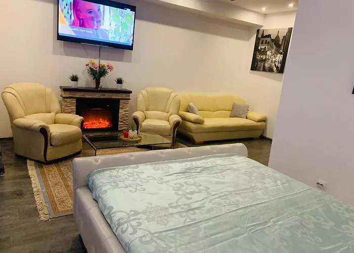 Seasons Apartments